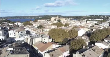 Parc urbain - ISTRES 13